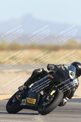 media/Oct-04-2025-CVMA (Sat) [[408bcdd6e4]]/Race 14-500-400-350 Supersport/